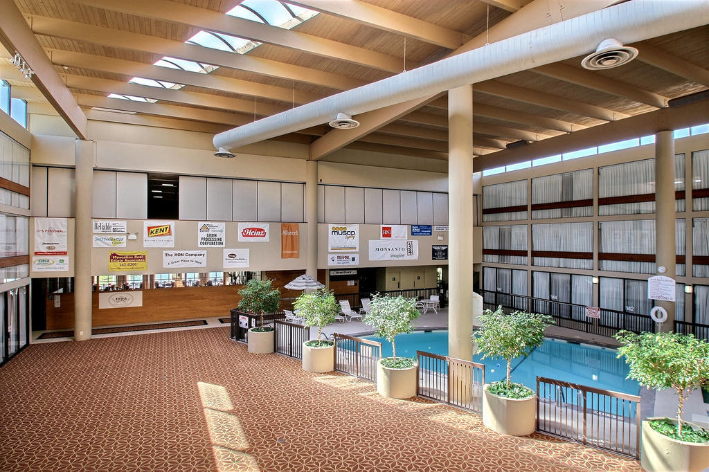 Hotel Muscatine Zewnętrze zdjęcie